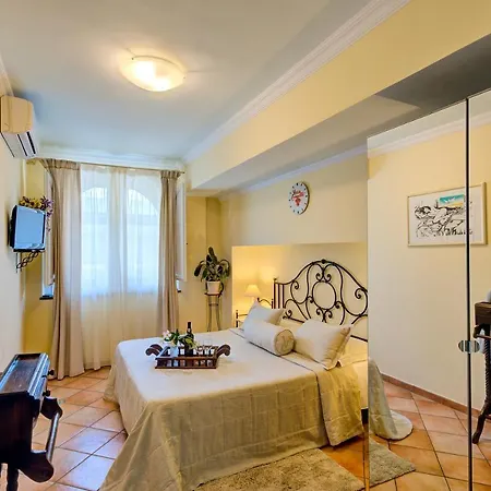 Alojamento de Acomodação e Pequeno-almoço Concetta 3*