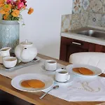 Garden Tower Relais Couette-café 3*