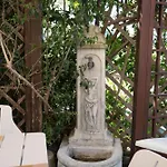 فندق مبيت وإفطار Garden Tower Relais سورينتو