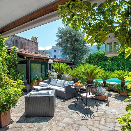 Garden Tower Relais Sorrento 索伦托