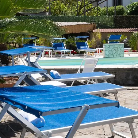 Garden Tower Relais سورينتو
