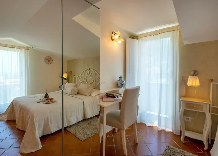 住宿加早餐酒店 Garden Tower Relais Sorrento 索伦托