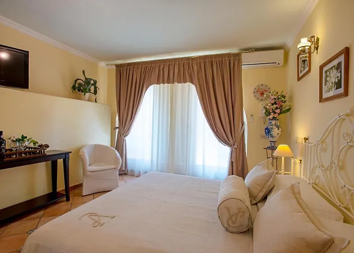 Garden Tower Relais Sorrento 住宿加早餐酒店 索伦托